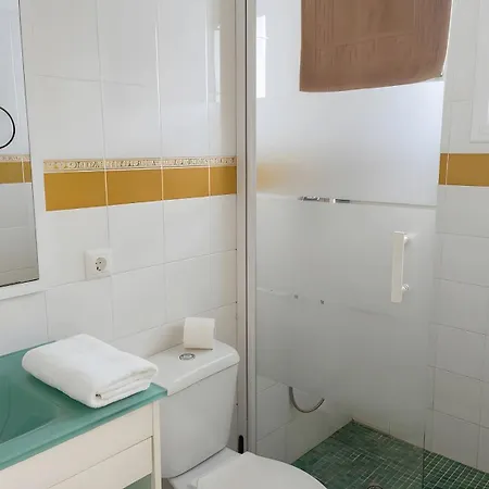 Con Aire Acondicionado Y Patio Ideal Mascosta Solo Alquilamos Familias Y Parejas * Conil De La Frontera